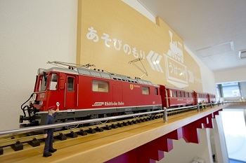 伊丹 おの小児科 列車